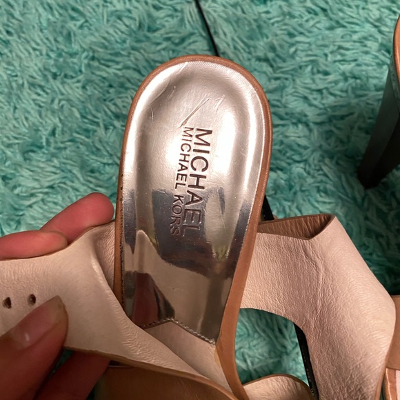 MK heels size 9 - Picture 3 of 5
